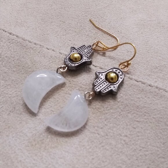 Luna Moon Goddess Earrings! Quartz Moons & Hamsa Hand - Protection & Blessings - Picture 6 of 14